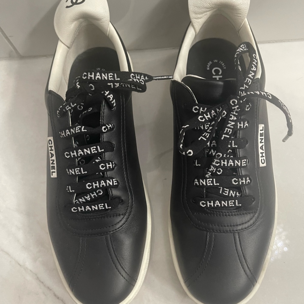 Chanel Sneakers Black and White Sz 39